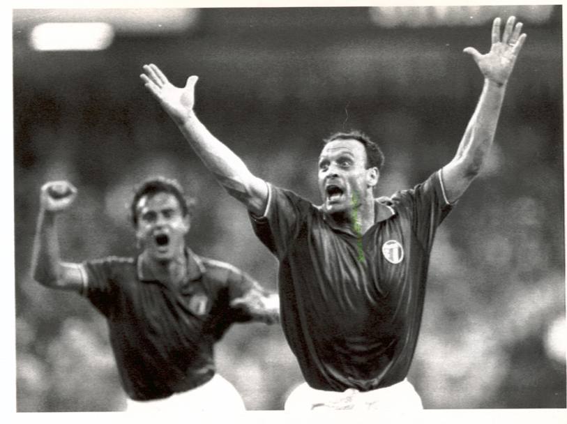 Mondiali Italia &#39;90. Semifinale Argentina-Italia 1 1 (finita 4-3 ai rigori). L&#39;esultanza di Schillaci dopo il gol 